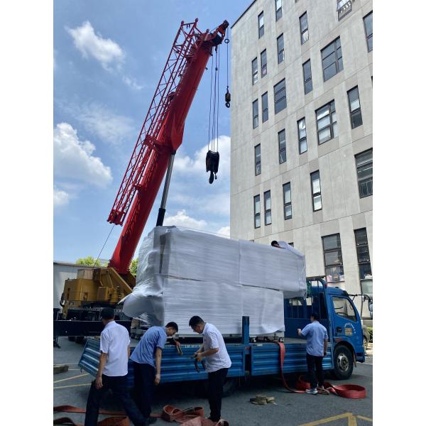 220V 100 kg Servo horizontal machine de soudage à chaud de plaque avec une garantie d'un an