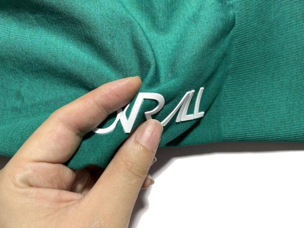 Peso de tecido personalizado 250 gramas T-shirt e capuzes cortados impressos em 3D suéter para homens