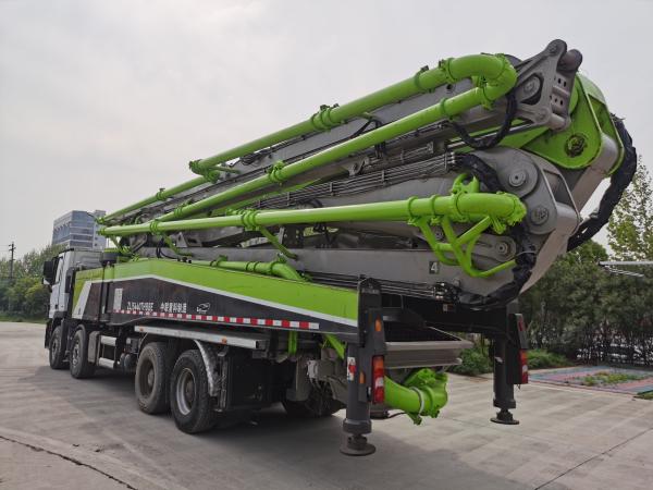 Used Zoomlion 63m Concrete pump truck with Benz Chassis truck 2019 