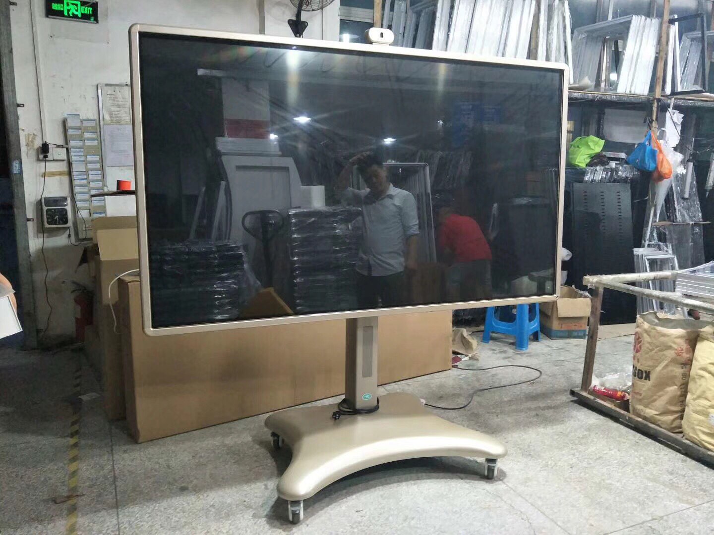 86 ПК Whiteboard I3 I5 I7 OPS экрана касания дюйма система видеоконференции диктора микрофона камеры взаимодействующего встроенная