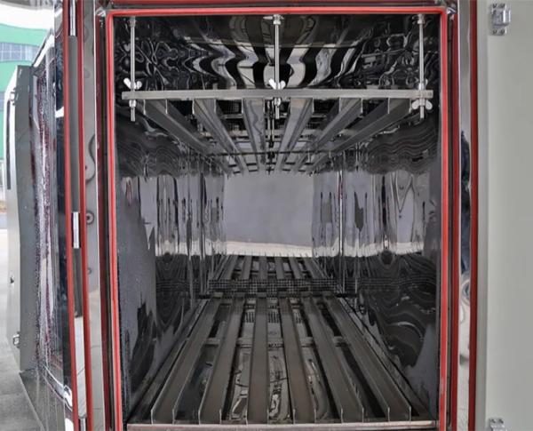 Photovoltaic Solar Panel Simulator Test Chamber PV Test Equipment IEC61215 IEC61646