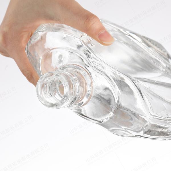 700ml Collar Material Glass Tequila Rum Whisky Liquor Spirit Glass Bottle