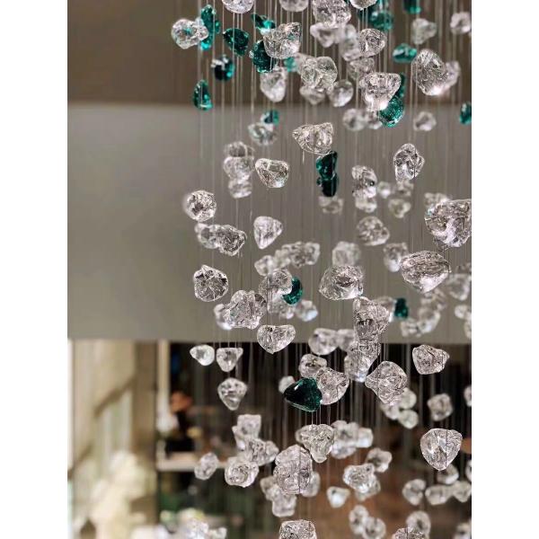 Hôtel Bar Chandelier de cristal Grand salon d'ingénierie Lumière verte transparente lampe en verre de pierre lampe personnalisée