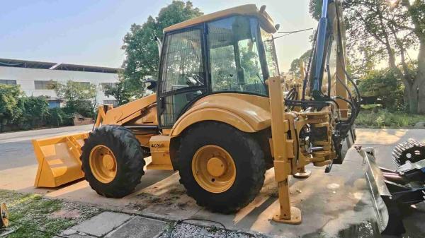 Powerful 262 Hp Loader Model 966H 3.3 M Bucket 38.1 Km/h Max Speed