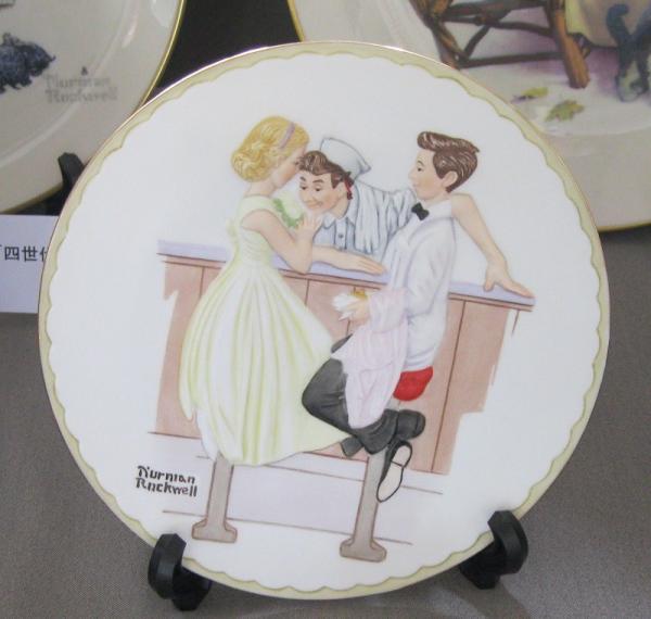 OEM Interior Decorative Three-dimensional  Figures with Wholesale Price