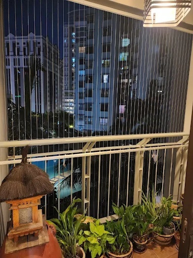 Aluminum Track Frame Balcony Safety Grill Offering 100kg Load Capacity Protection Solution for Balconies in Commercial Buildings