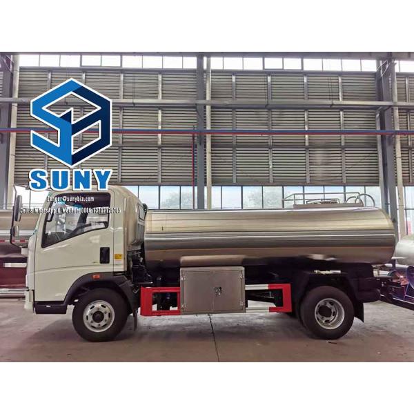 5000 L HOWO Smaller Stainless Steel Water Tanker Truck 4x2 Milk Tanker Transport Vehicle