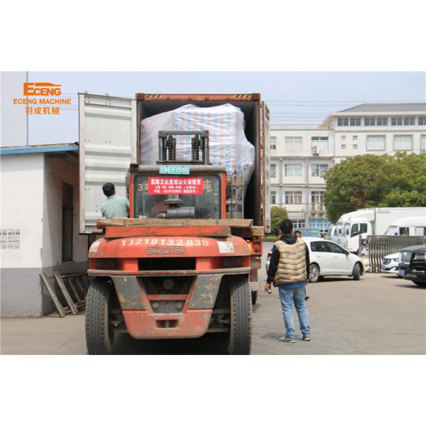 6000bph 4 Cavity PET Blowing Machine SMC PET Stretch Blow Molding Machine