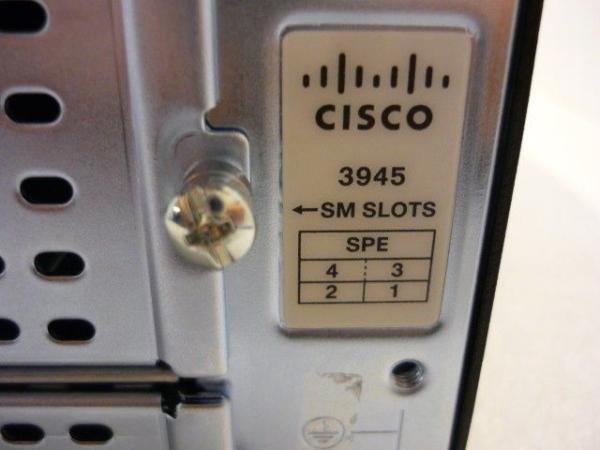 Gigabit original CISCO3945E-SEC/K9 de routeur de commutateur de POE de port de Cisco 4 WAN