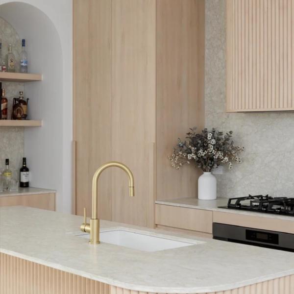 Open-Ended 0 Silica Quartz Stone Surface Kitchen Cabinets Luxury Designs Solid Wood Lacquer Kitchen Furniture for Builder