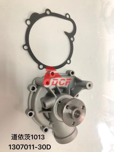 Peças sobresselentes diesel do motor da máquina escavadora da bomba de água DEUTZ1013 1307011-30D