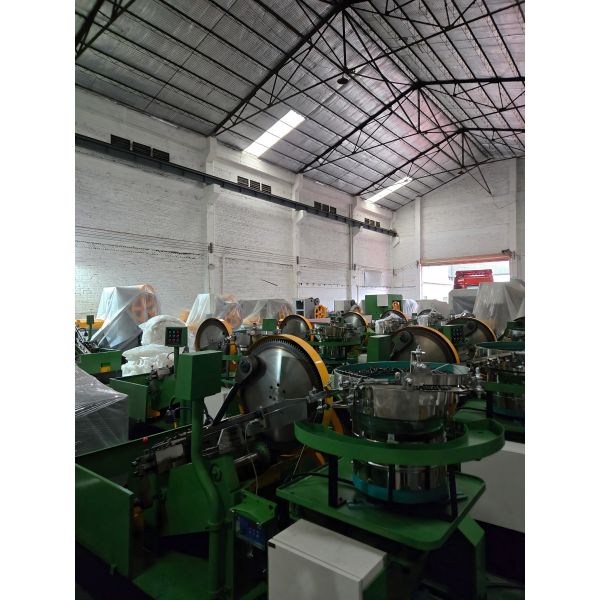 Thread Rolling Machine Featuring Precision Control Systems to Ensure Uniform Thread Dimensions and Optimal Material Flow