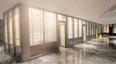Folding Retractable Partition Wall Low Maintenance High Durability