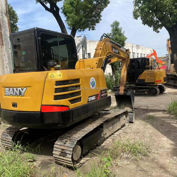 Excavateur manuel SANY60C Pro 6T Poids de fonctionnement Bon état pour les grands projets