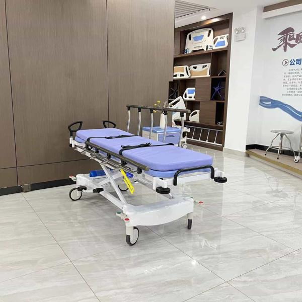 Emergency Stretcher Trolley Hydraulic Emergency Trolley Medical Product Wheelchair transfer bed