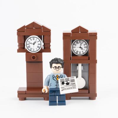 Compatible with legoinglys Furniture decoration retro alarm pendulum clock building blocks