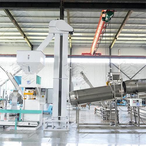 Ligne de production automatique pour les aliments extrudés de chat et de chien secs