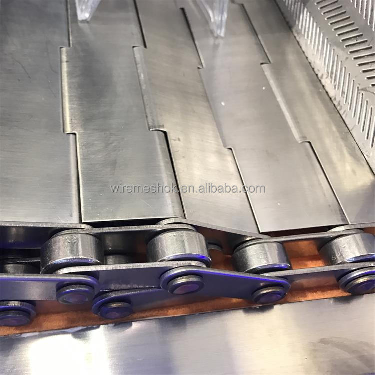 Flexible Wire Mesh Conveyor Belt Offering Excellent Tensile Strength and Resistance to Abrasion for Heavy Load Transport