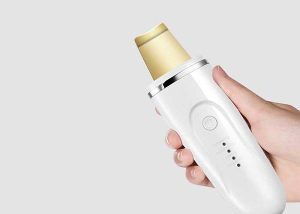 Produtos diários profundamente de limpeza dos cuidados com a pele do equipamento multifuncional facial da beleza