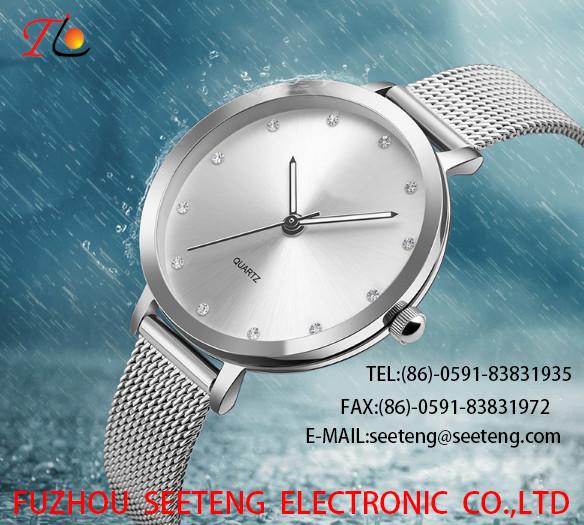 ALLOY WATCH  QUARTZ WATCH ROUND DIAL ALLOY CASE   AND ALLOY BAND CHAIN STRAP FASHION WATCH  CONCISE  STYLE ELEGANT STYLE