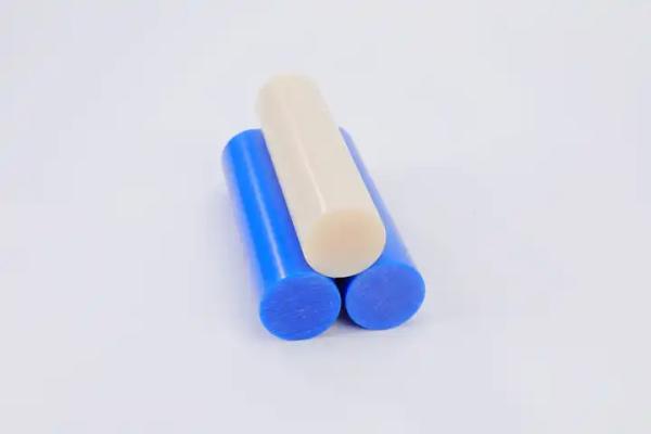 100% Solid HDPE Polyethylene Rods Raw Material Extrusion