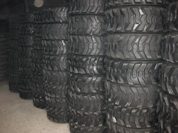 14-17.5 bobcat skid steer tire with China top quality brand