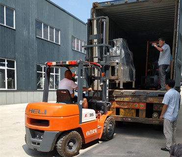 Automatic Chilli Stem Removing Machine Chilli Crushing Machine Small Chili Sauce Making Machine