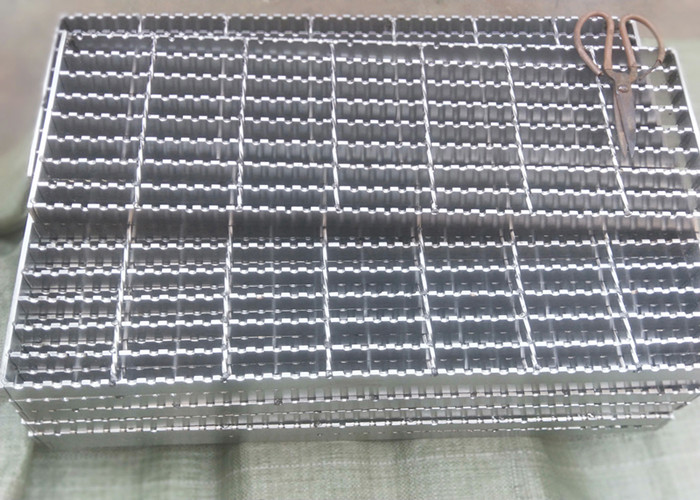 Машина Ss316 G325/30/100 сварила стальной блеск скрежетать