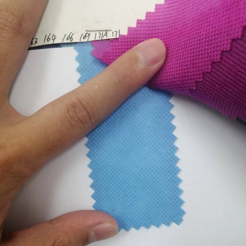 Square Sesame PP Spunbond Nonwoven Fabric 12-130gsm can Export Europ Custom Width Color