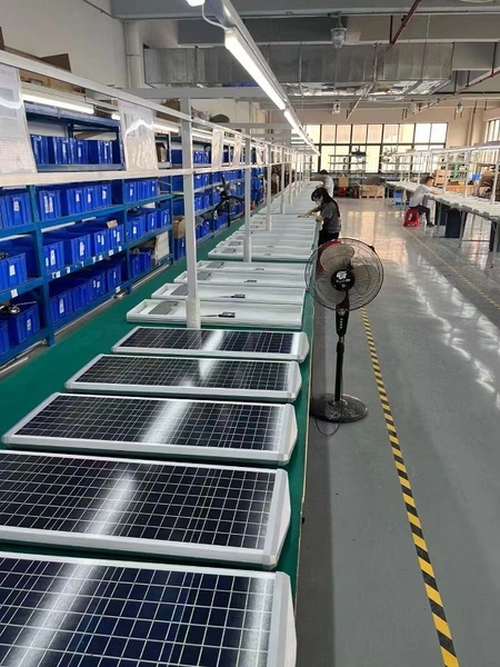 All-In-One Solar Street Lamp Outdoor Waterproof IP65 Integrated LED Solar Street Light