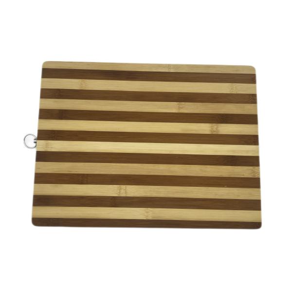 Planche à découper en bambou de rectangle durable avec l'anneau
