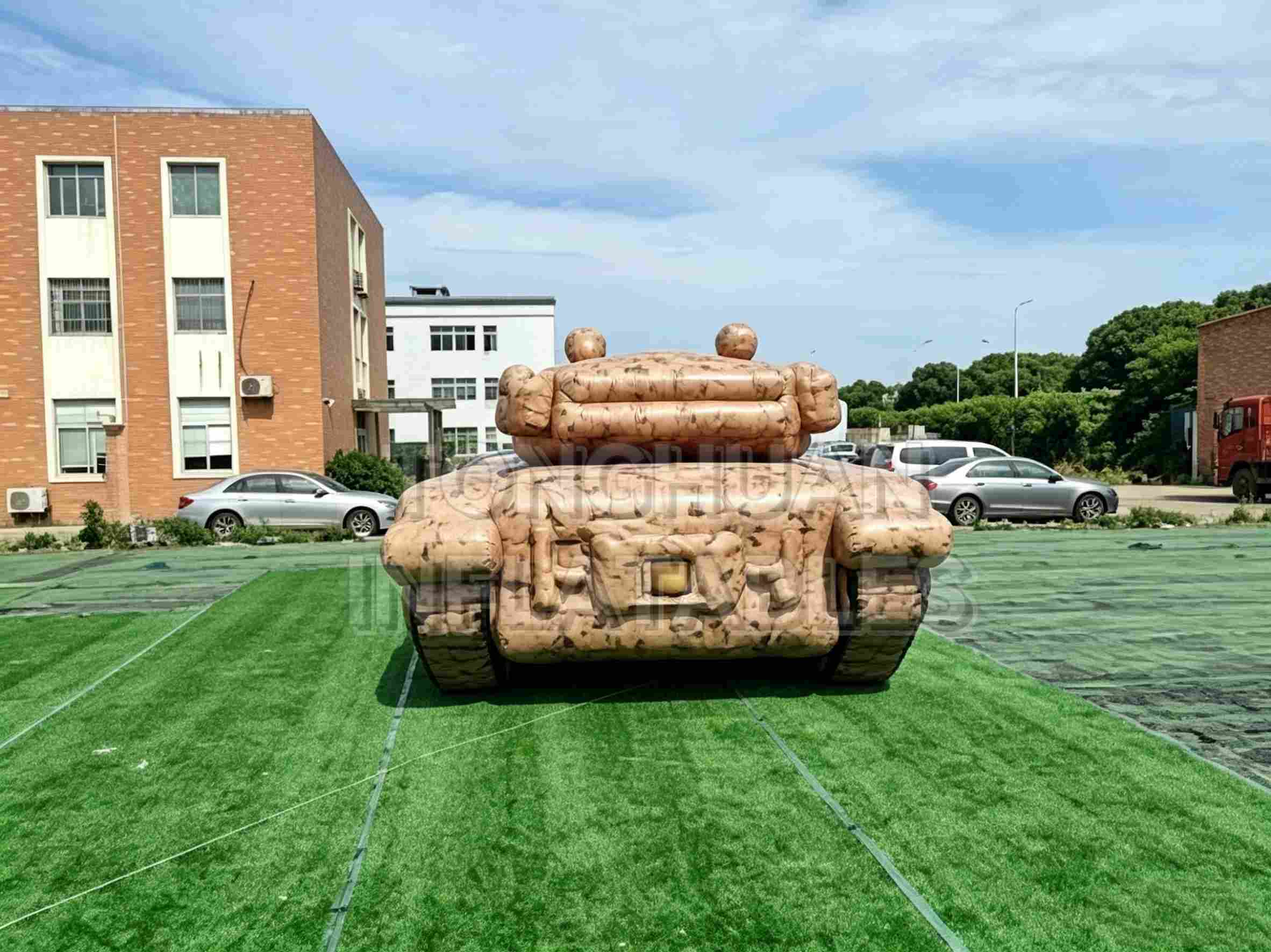 Custom Inflatable Tank Replica with Camouflage Printing Long Barrel and Tracked Vehicle Shape for Training Display Outdoor Drill Exhibition and Scenario Layout Projects