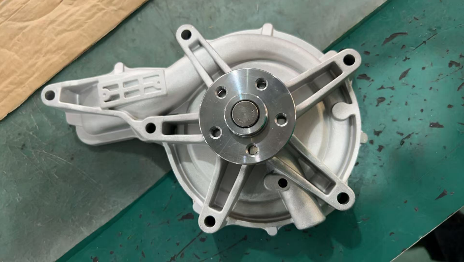 Aluminium Body Belt Driven Vehicle Water Pump with Double Lip Seal for Heavy Duty Cooling Systems