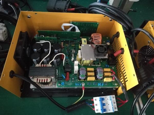 O UL certificou o carregador de bateria esperto industrial 80v da empilhadeira 60A ESCH80V60A-O