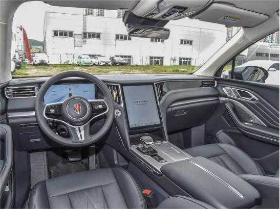 Gasoline Hongqi HS7 Vehicle Automobile 4×4 4×2 With 6 Seats / 7 Seats