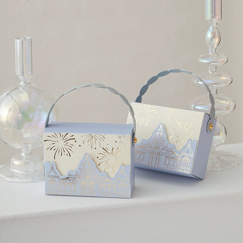 Castle Gift Boxes With Scalloped Handles For Wedding Favors And Events