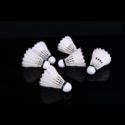 Curvatura de Duck Feather Shuttlecock With Small da categoria do jogador