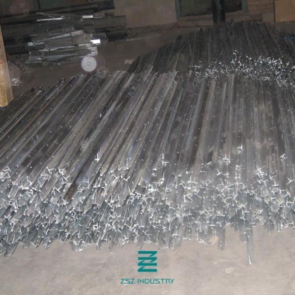 Electric Galvanized Fence Fittings T Shaped Fence Posts 2.25m Height 4.14 Kg