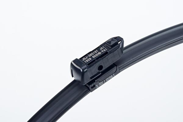 Black Performance Auto Multifunctional Wiper Fast Wiping Highly Flexible Design Universal Compatibility