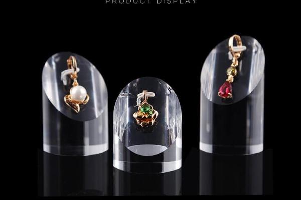 Elegant Acrylic Display Stands Anti Corrosive Plexiglass Cosmetic Ring Stand