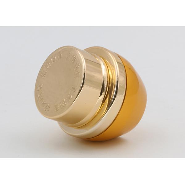 Замороженные небольшие стеклянные опарникы косметики с крышками, мазью золота стеклянной раздражают роскошь