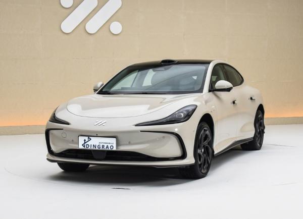 Fabrique d'automobiles compétitive 2 roues motrices IM Voiture électrique L6 Pure New Energy Véhicule électrique EV Voiture neuve