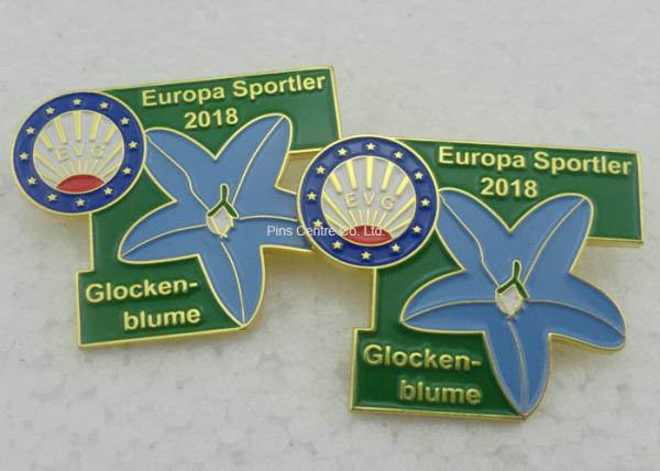 Cute Enamel Gold School Lapel Pin For Souvenir Brass Material Durable