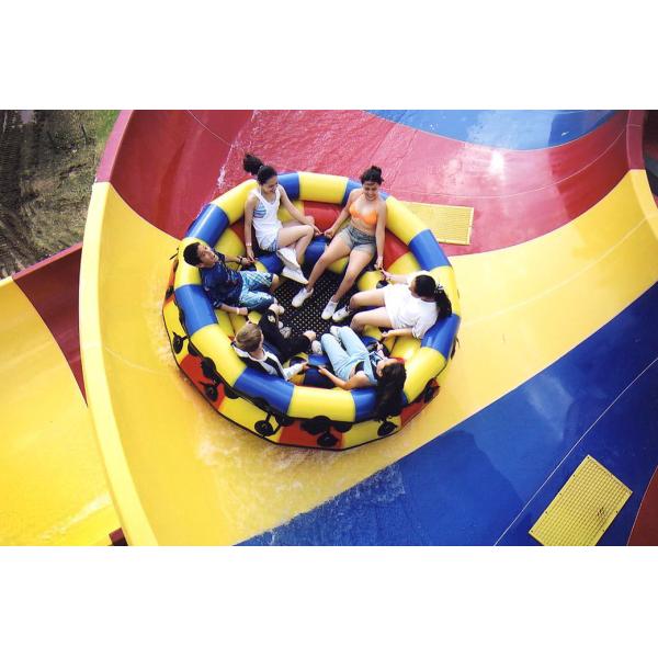 Colorido balsa de la familia tobogán acuático ODM equipo del parque acuático de diversiones