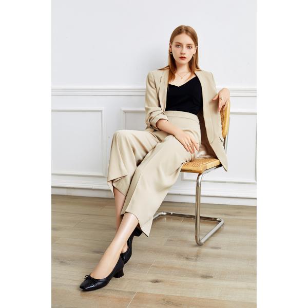 Tan Womens Leisure Shoes Soft Leather 2cm Heel Shoes With Bow Upper