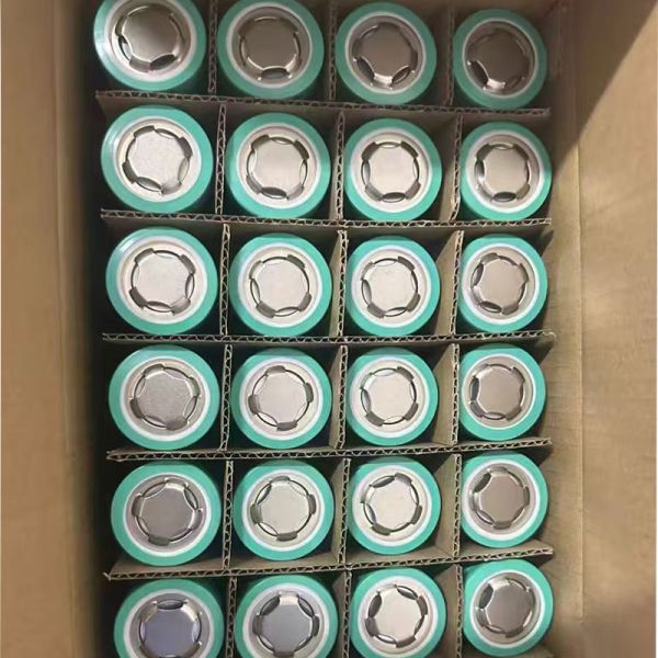 40160 3.0V 17.5Ah  Sodium Ion Power Battery Low Temperature Resistant for Electric Vehicle Energy Storage