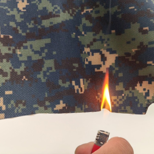 Полиэстерная простая водонепроницаемая ткань огнеупорная ткань 220 гм 58/60 ширина