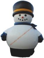 O costume inflável gigante deu forma a balões/decorações infláveis do Natal para anunciar