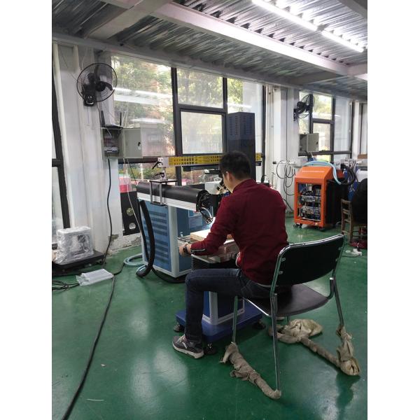 Semi Automatic 400w Mould Laser Welding Machine With Crane Arm
