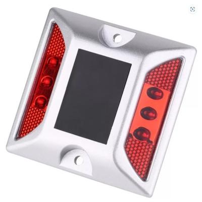 ODM Pedestrian Crossing Road Studs Anti UV PC And Aluminium Casting